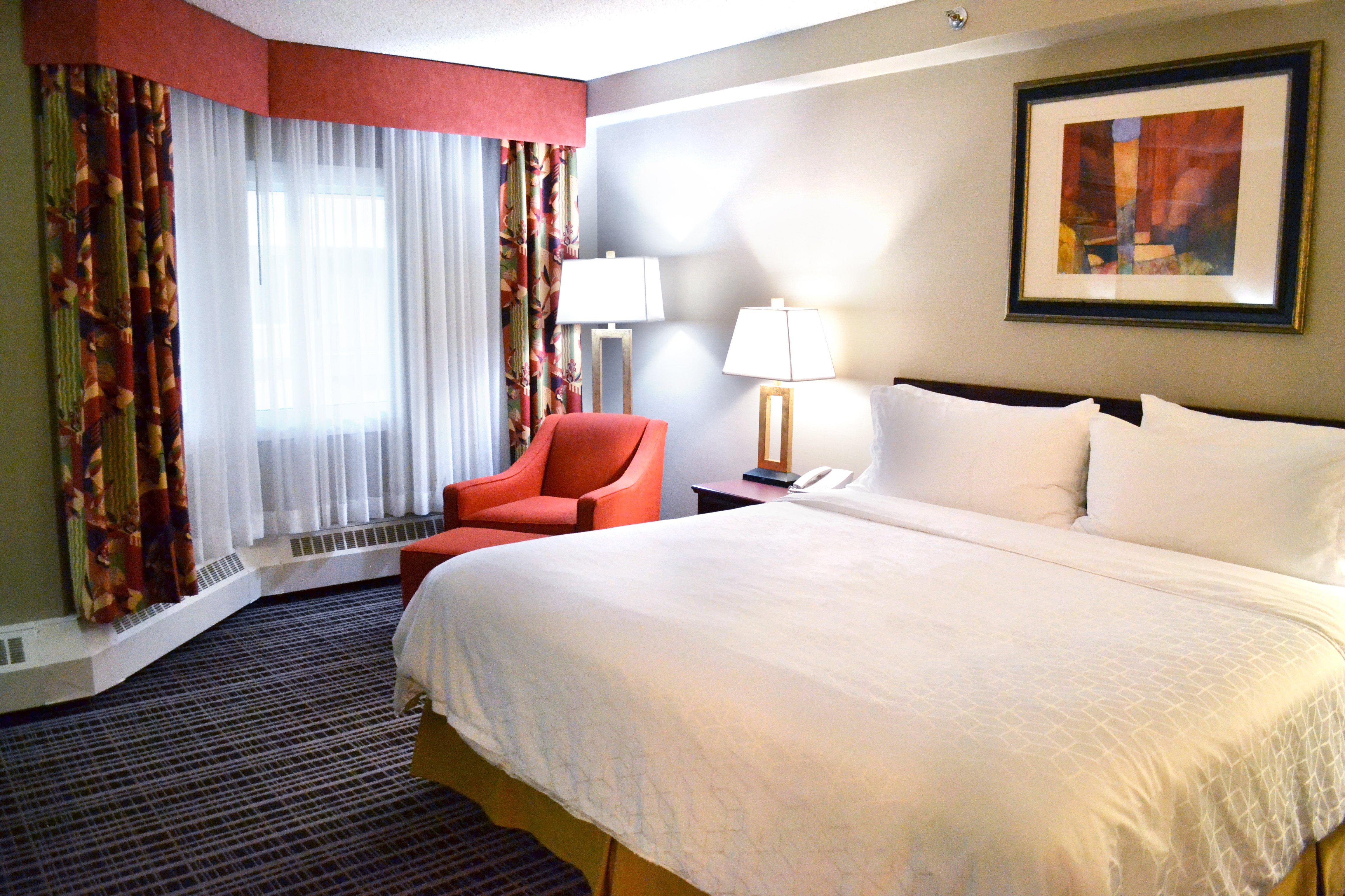 Holiday Inn Express Red Deer By Ihg Екстериор снимка